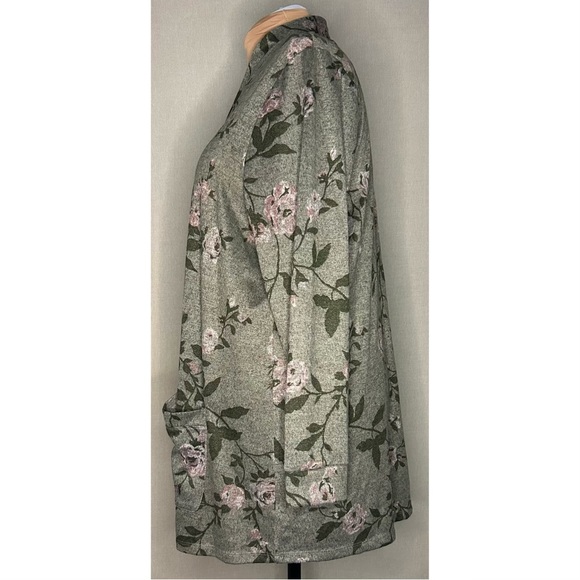 Lane Bryant Sage Green Floral Cardigan Size 22/24 - Picture 2 of 4